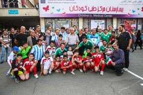 مسابقه پیشکسوتان فوتبال ایران با کودکان سرطانی